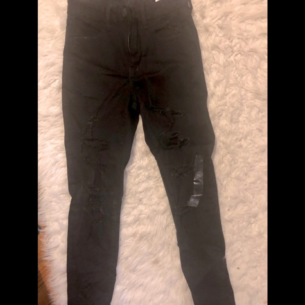 Distressed jegging